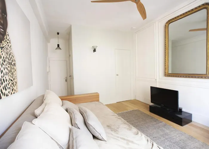 Guestready - à 10 Mins Du Louvre Paris
