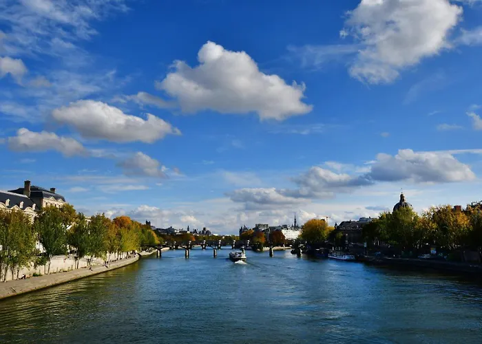 Guestready - A 10 Mins Du Louvre